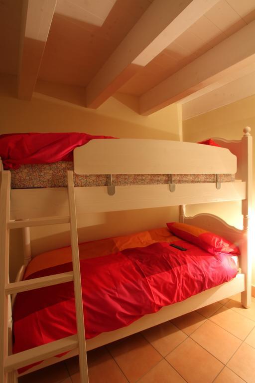 Scardalano Resort Morcone Camera foto